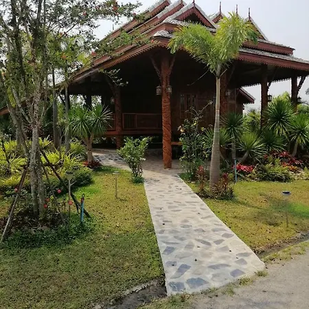 Heanmaeloung Resort. Chiang Mai Exterior photo