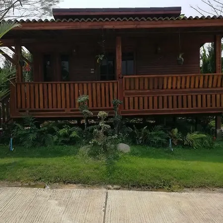 Heanmaeloung Resort. Chiang Mai Exterior photo